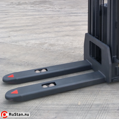 Самоходный Штабелер  AX-4316 OXLIFT 4.3 м 1600 кг фото №3 Самоходный Штабелер  AX-4316 OXLIFT 4.3 м 1600 кг фото №3