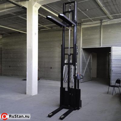 Самоходный Штабелер EST122 OXLIFT 2500 мм 1200 кг фото №3 Самоходный Штабелер EST122 OXLIFT 2500 мм 1200 кг фото №3