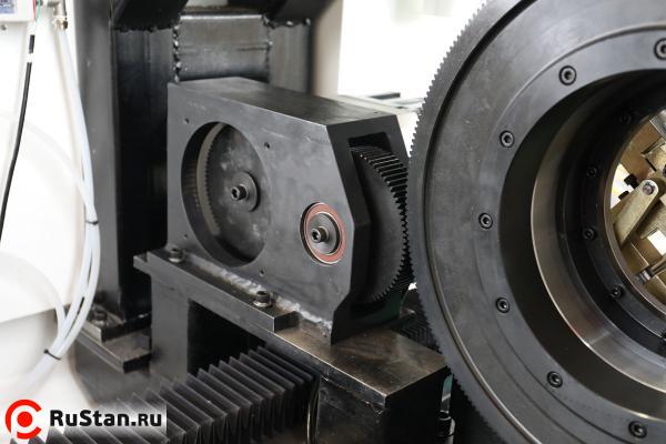 Лазерный труборез для круглых и профильных труб LF60M-2000W (IPG 2 кВт) фото №14 LF60M-2000W IPG фото №14