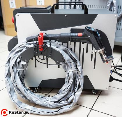 Вид сбоку. Ручная лазерная сварка для дома Raptor SFW-1200 Air фото №5 Вид сбоку. Ручная лазерная сварка для дома Raptor SFW-1200 Air фото №5