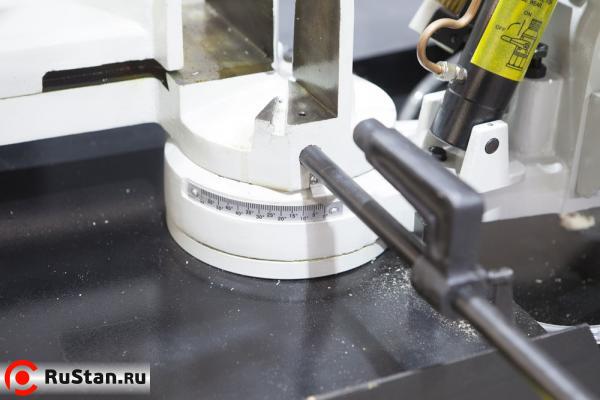 Механические тиски, поворотный стол с возможностью поворота 0°…+45°…+60º по шкале фото №9 Stalex BS-170G фото №9